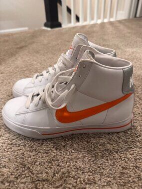 Nike Blazer Mid '77 Sneakers